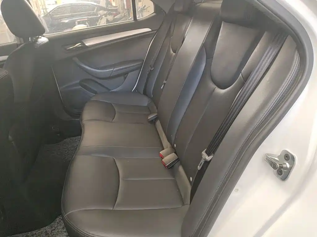 Photo 17 - Roewe 360
