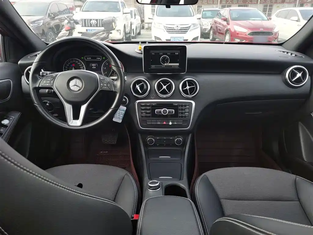 Mercedes-Benz A-Class (Import) 2015 A 180 фото 10