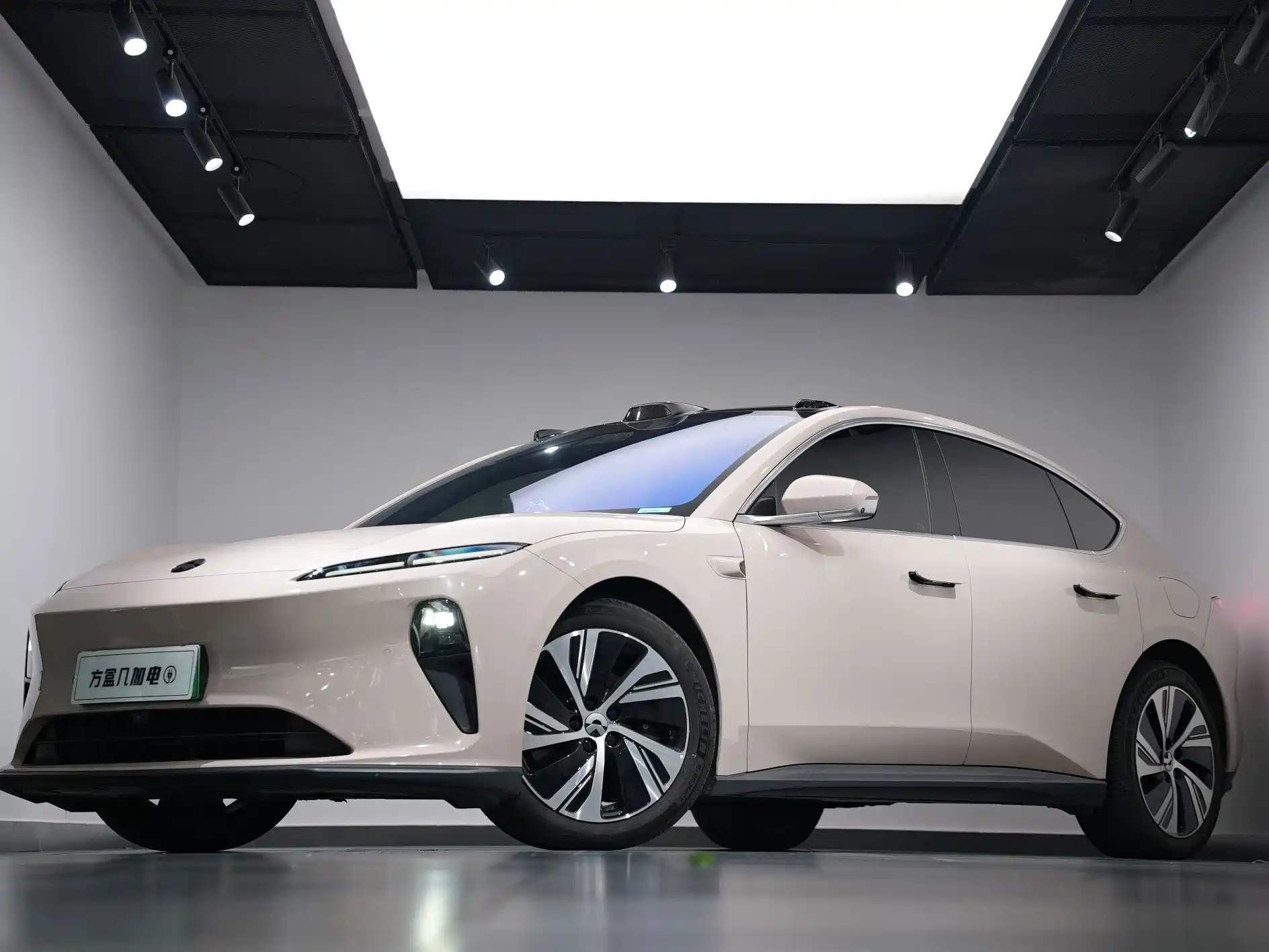 Фото 3 - NIO ET5