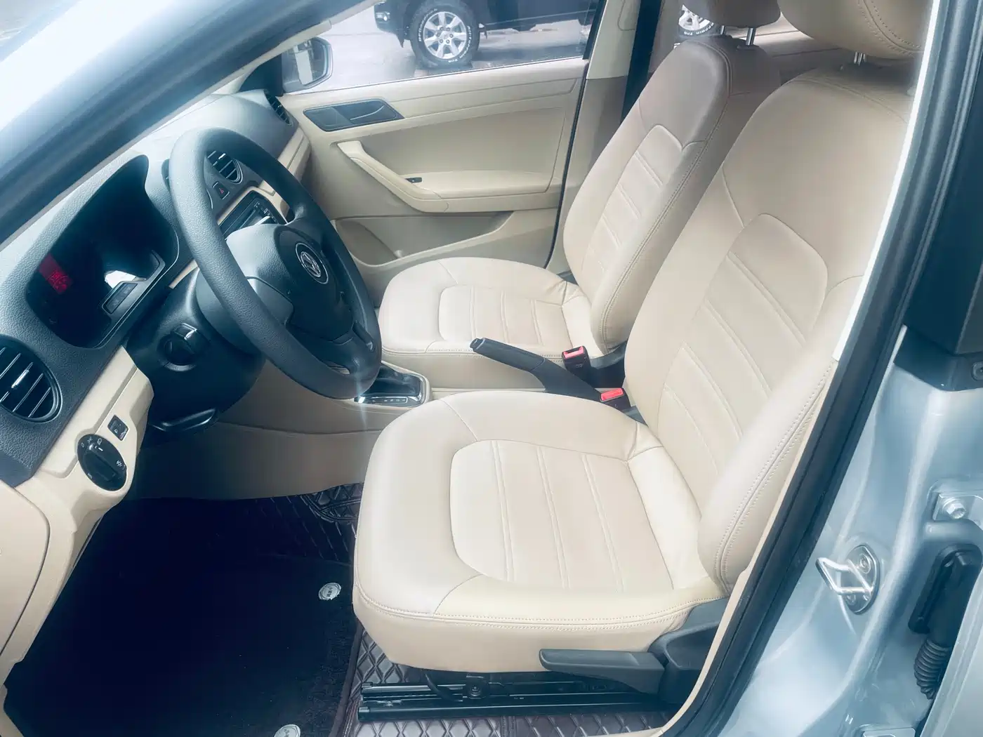 Volkswagen Jetta 2015 Value Edition 1.6L Automatic Fashion фото 4
