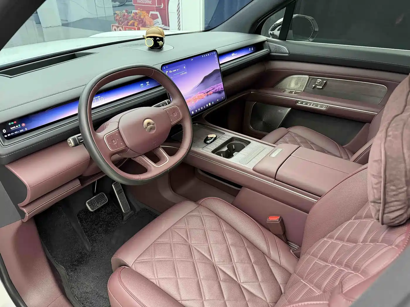 NIO ES8 2025 2025 Model 6-Seat Executive Luxury Edition