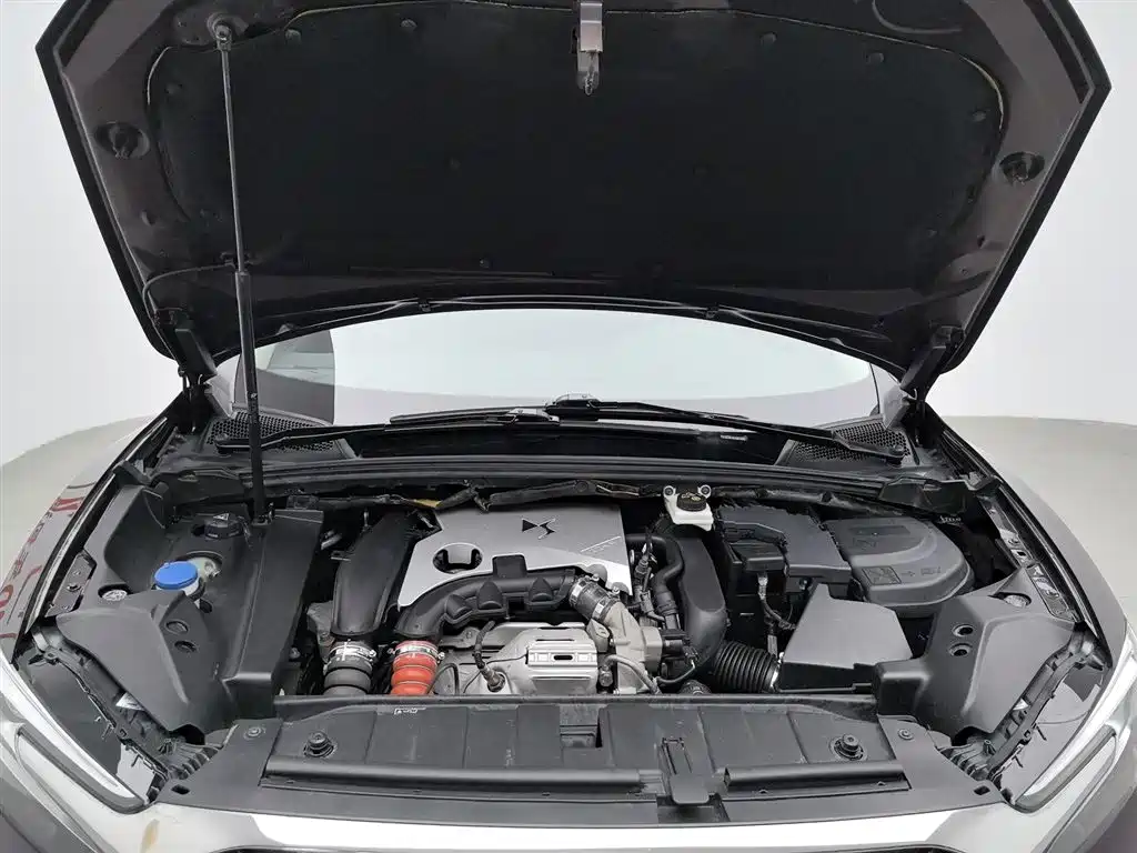DS 6 2018 2017 1.6T THP160 Premium Edition