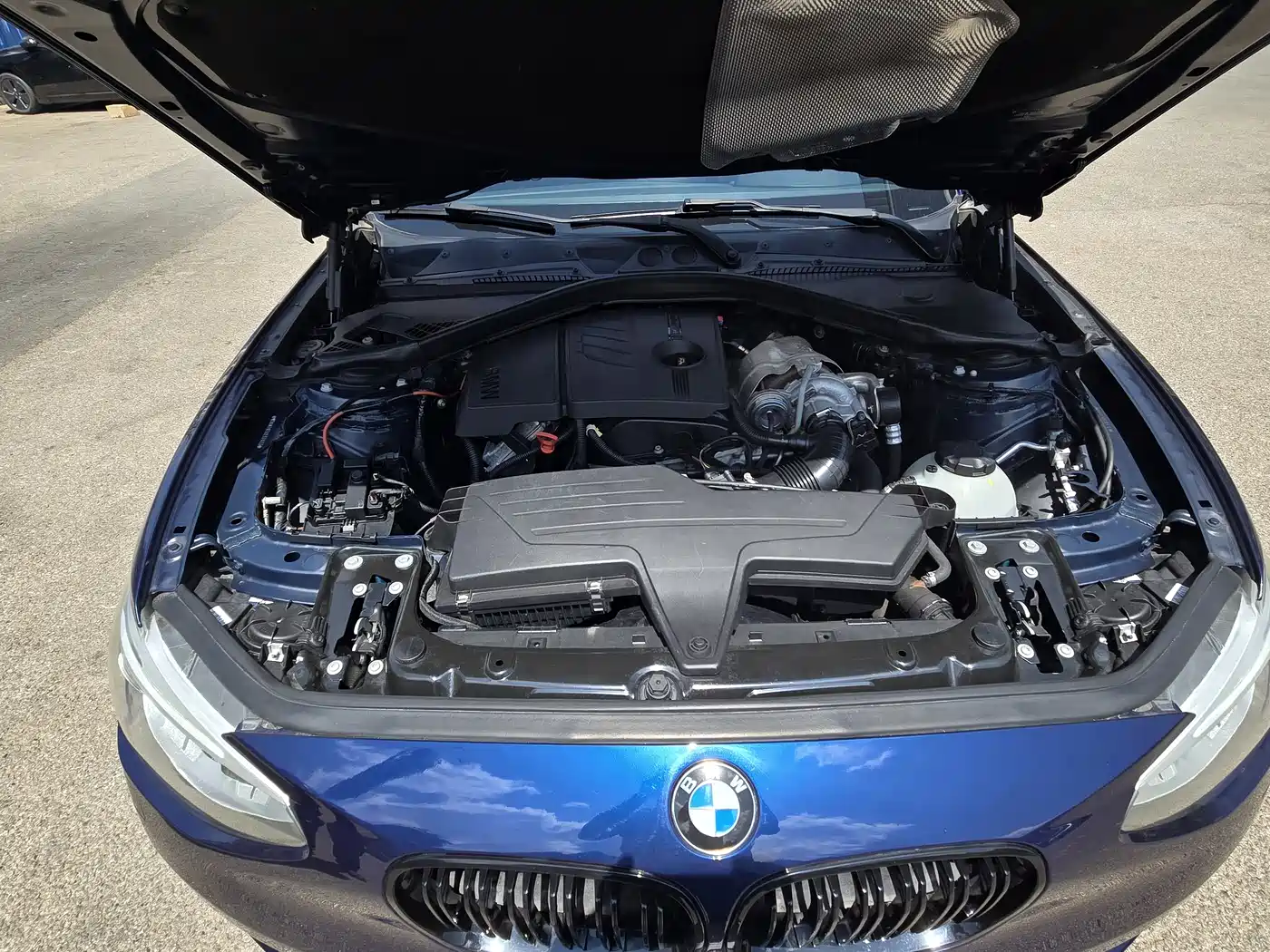BMW 1 Series (Import) 2012 118i Leading фото 13
