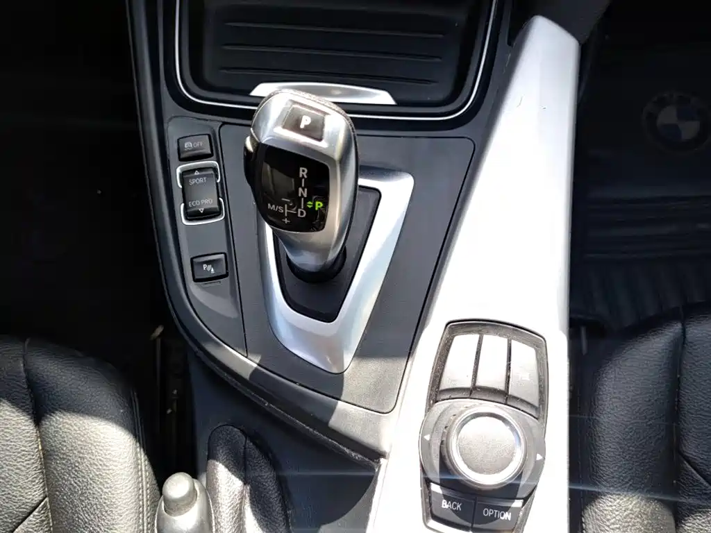 BMW 3 Series 2014 320Li Fashion фото 11