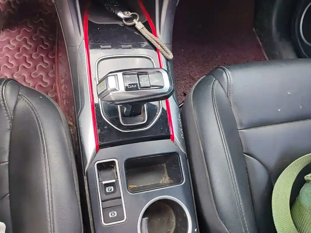Фото 14 - Haval H2