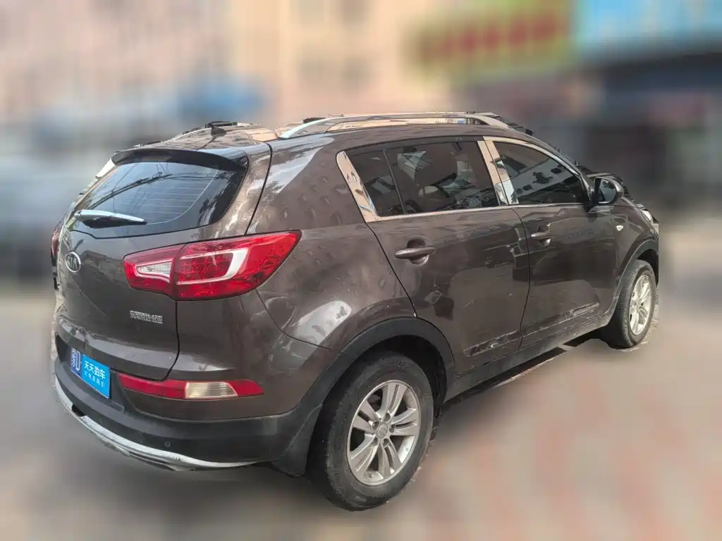 Фото 2 - Kia Sportage