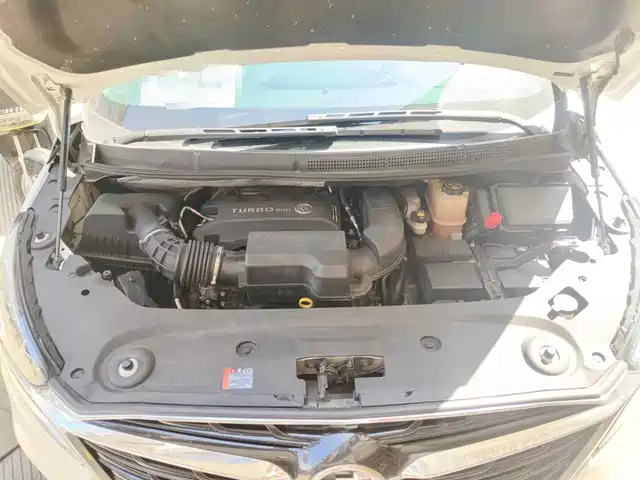 Buick GL8 2022 ES Landmark 653T Premium — фото 3