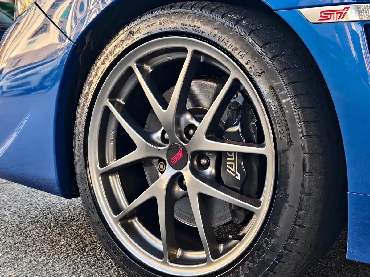 Фото 3 - Subaru WRX