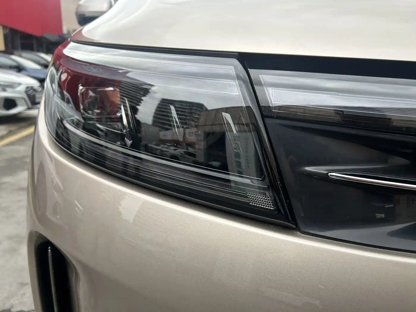 AITO Wenjie AITO M7 2022 1.5T AWD Luxury Edition фото 4