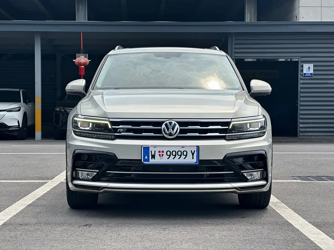 Volkswagen Tiguan L 2019 330TSI Automatic 2WD R-Line Flagship Edition China VI фото 2