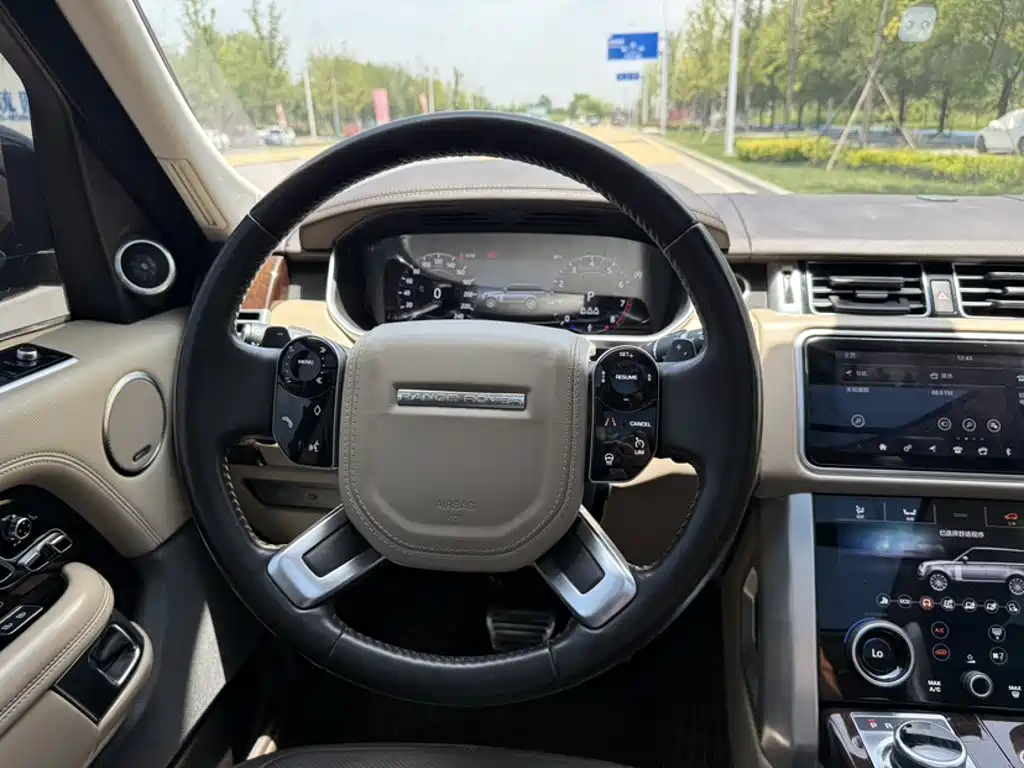 LAND ROVER RANGE ROVER
