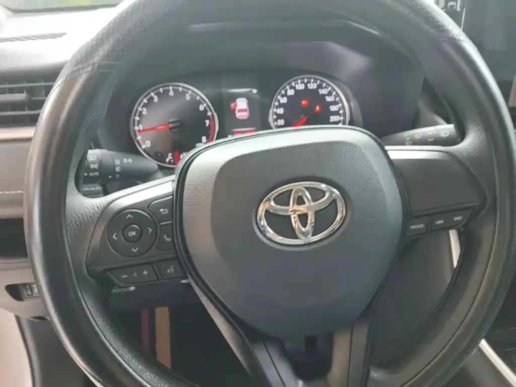 Toyota Wildlander 2024 2023 2.0L CVT FWD LE