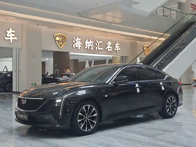 CADILLAC CT5 2026