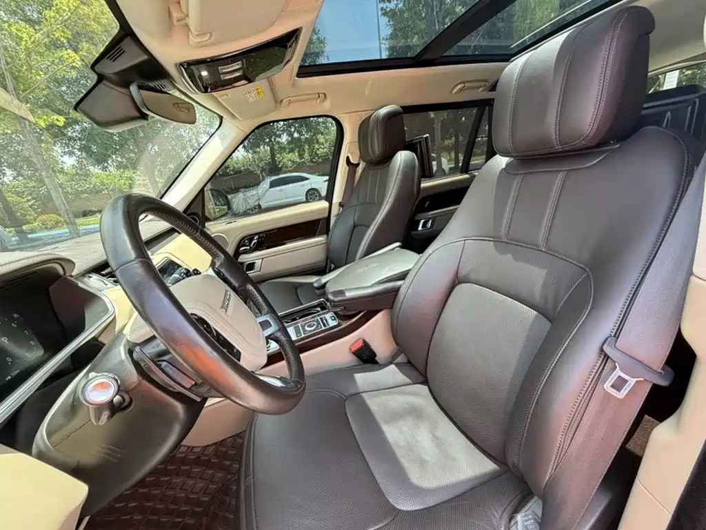 LAND ROVER RANGE ROVER