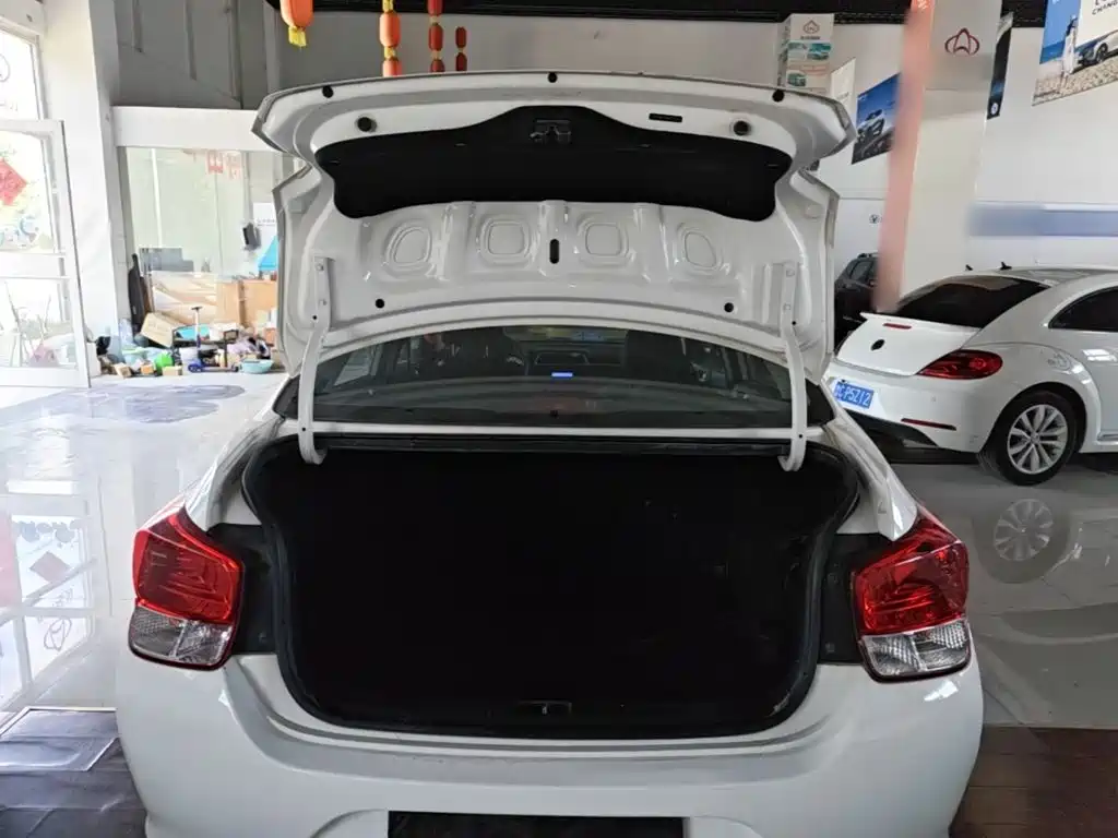 Hyundai Verna 2021 2020 1.4L Manual GL Renewal Edition