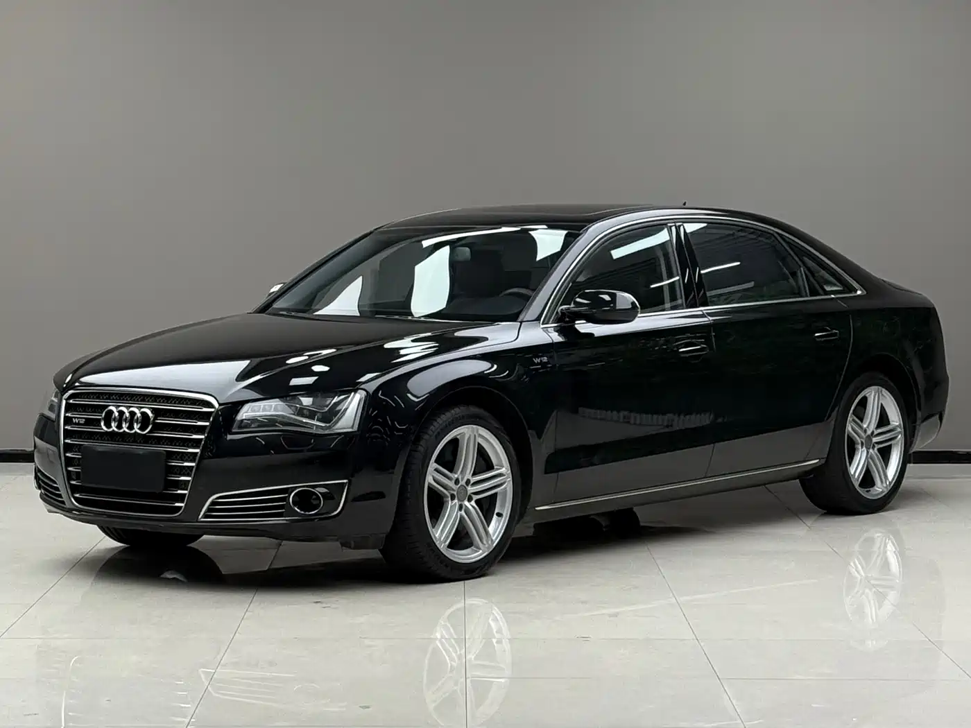 Audi A8 2011 A8L W12 6.3 FSI quattro