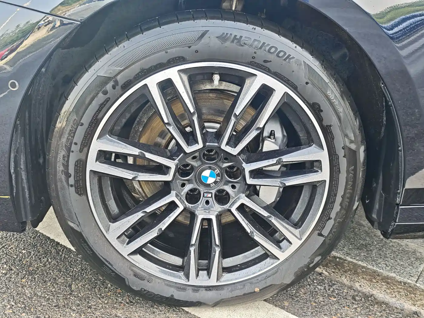BMW 5 Series 2024 530Li Leading M Sport Package фото 5