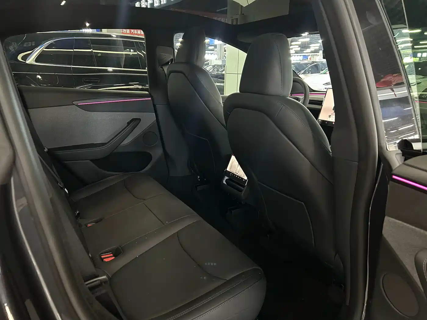 Tesla Model Y 2026 2026 Rear-Wheel Drive