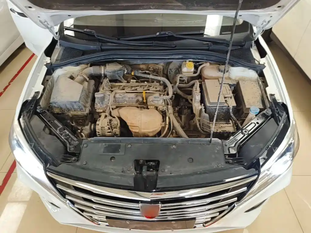 Roewe i5 2019 2019 1.5L Manual 4G-Connected Langyue Edition