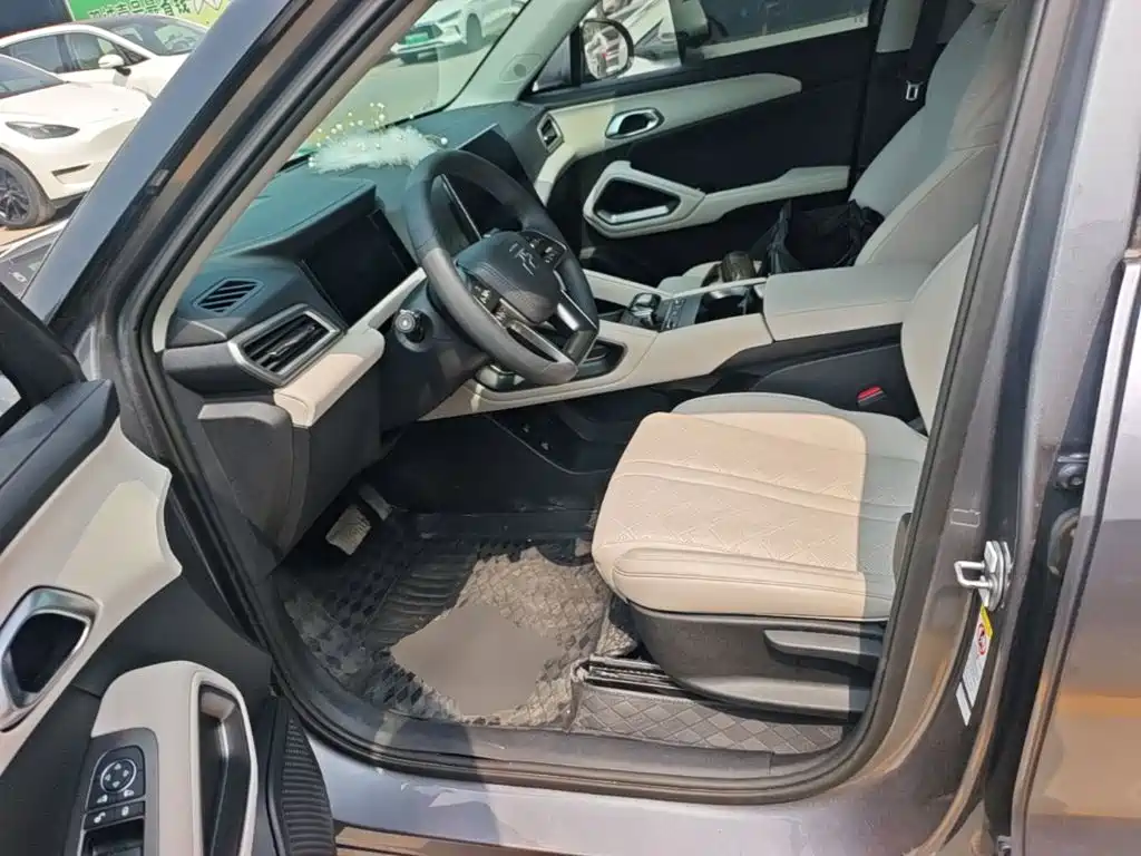 BYD Yuan UP 2025 2024 401KM Leading Edition