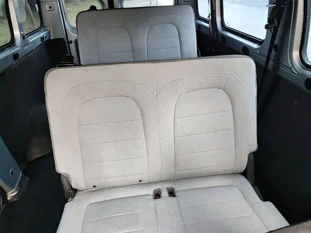 Wuling Motors Wuling Yangguang 2025 2024 300KM Comfort Bus Version 75kW