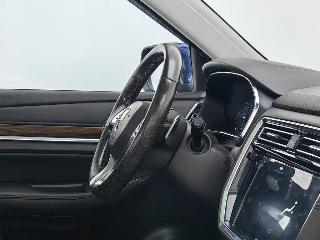 Roewe RX8 2019 2018 30T Intelligent Internet 4WD Supreme Edition
