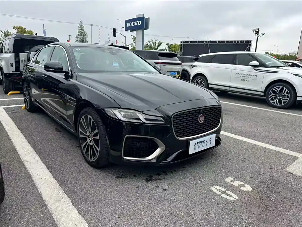 Jaguar XFL 2025 2024 2.0T P250 2WD Premium Luxury