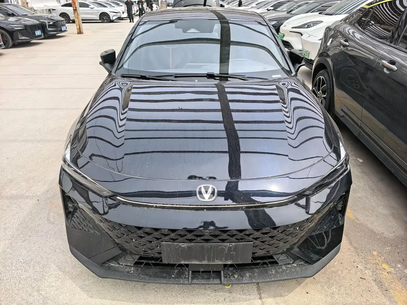 CHANGAN UNI-V