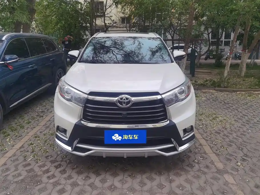 Toyota Highlander 2015 2.0T AWD Luxury Edition 7-seater фото 2