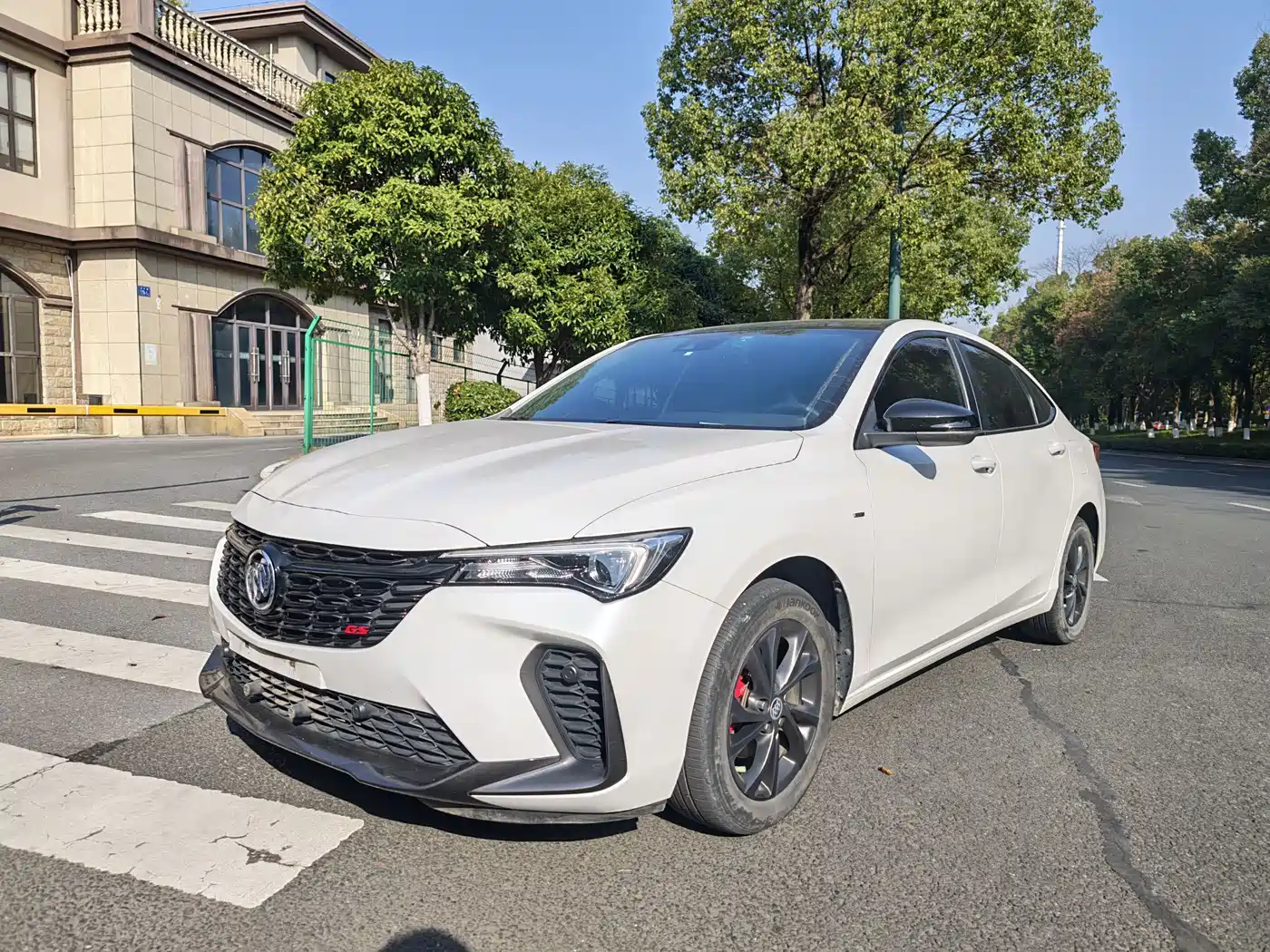 Buick Verano 2023 Pro GS Wind Hunter Edition