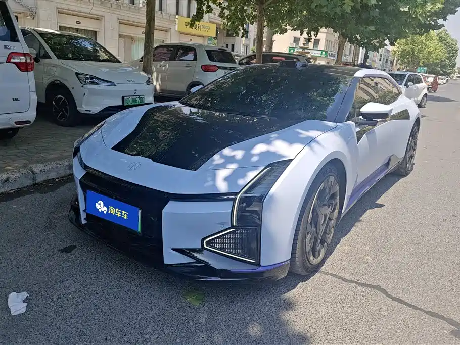 HiPhi Z 2023 4-Seater Edition
