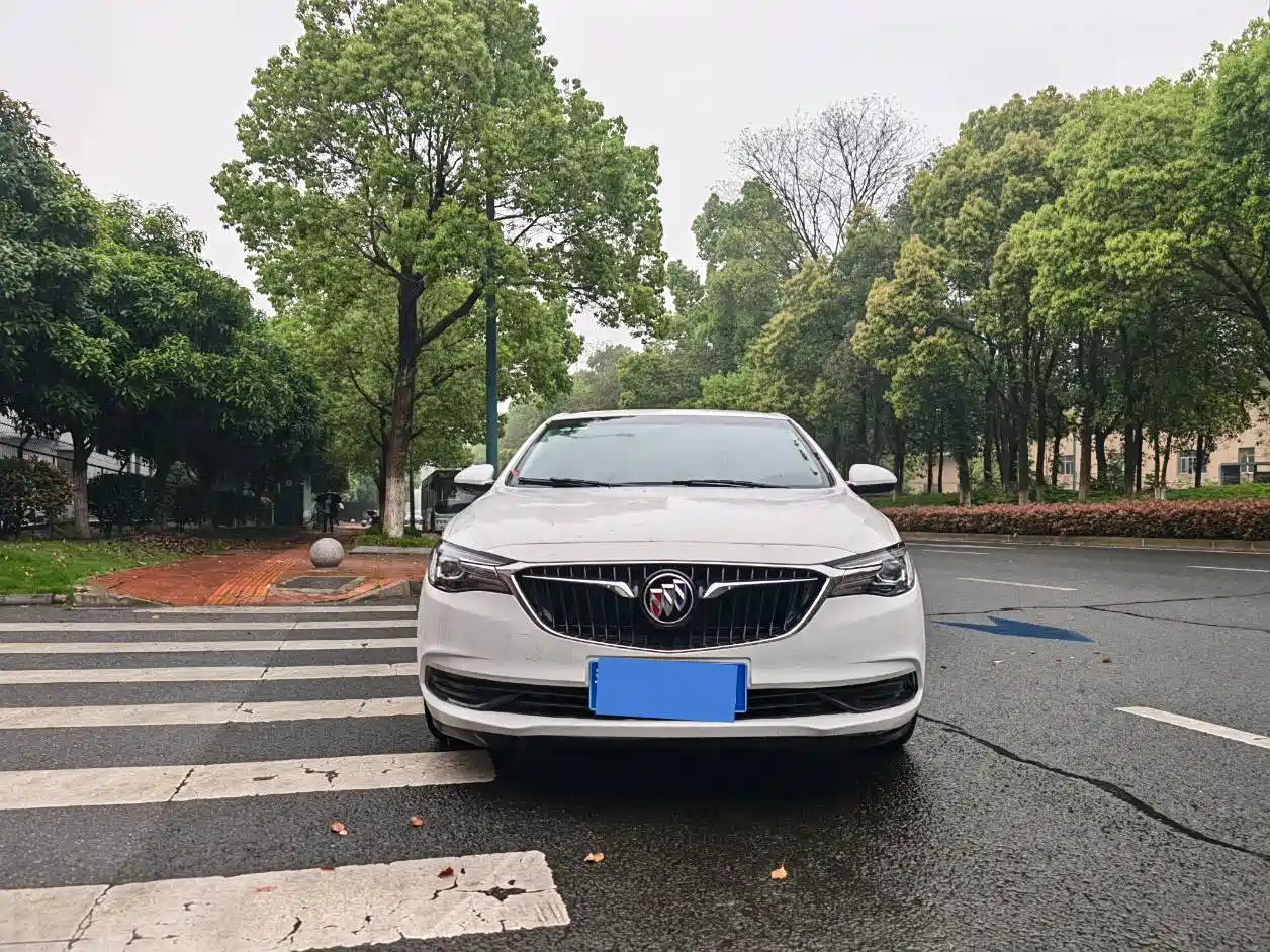 Buick Excelle 2021 1.3T Auto Mild Hybrid Elite фото 2