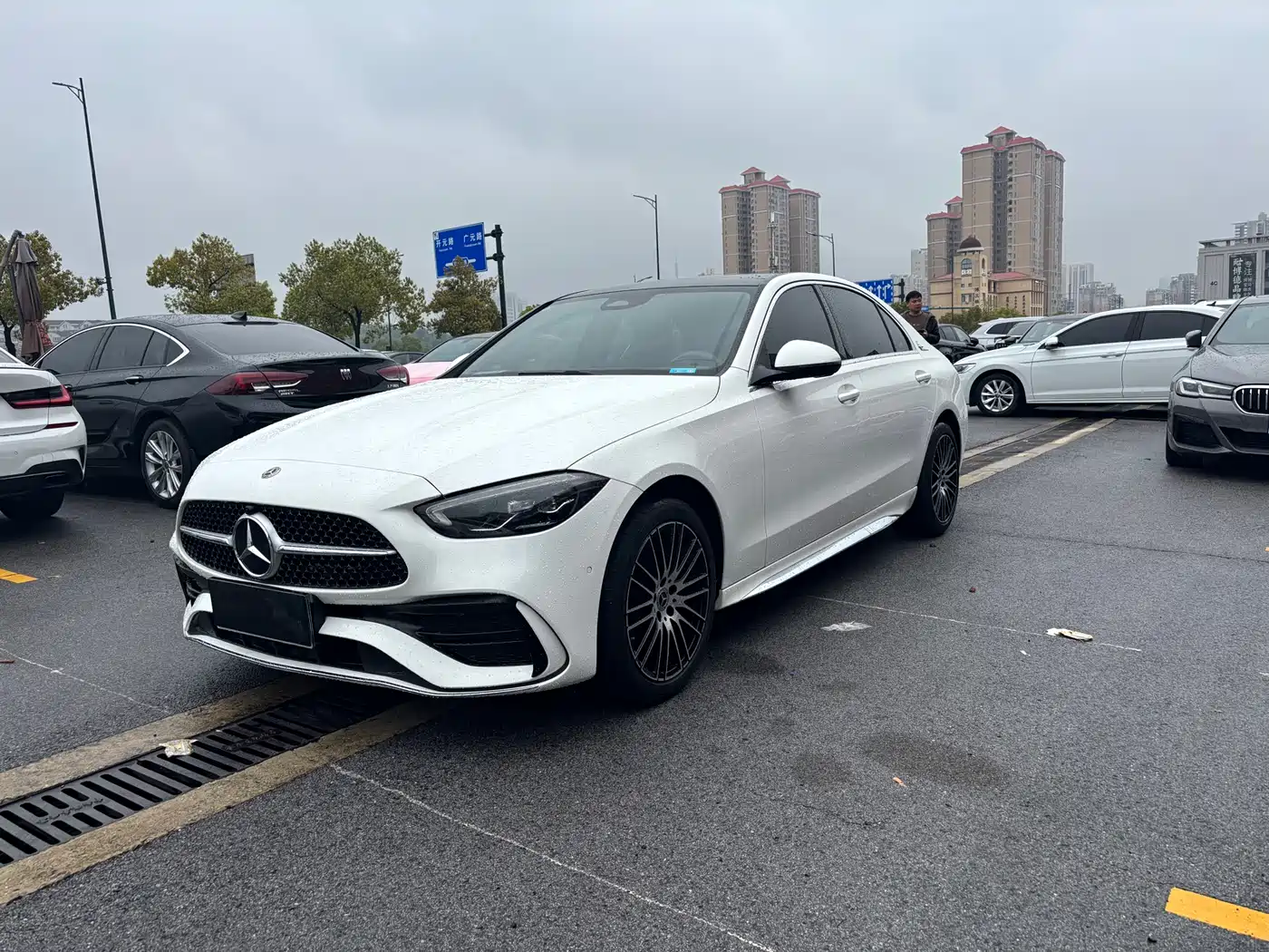 MERCEDES-BENZ C CLASS