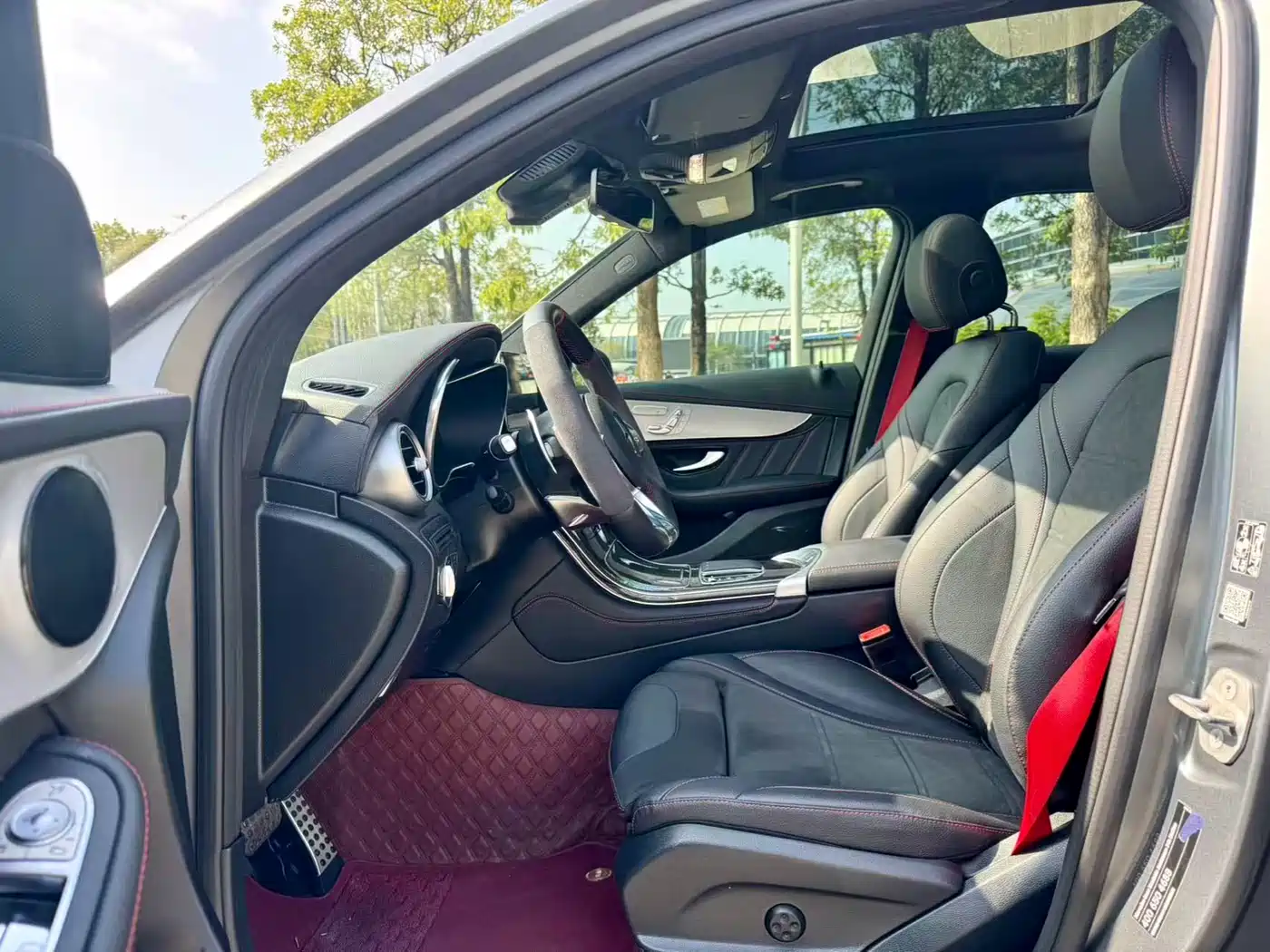 MERCEDES-BENZ GLC AMG