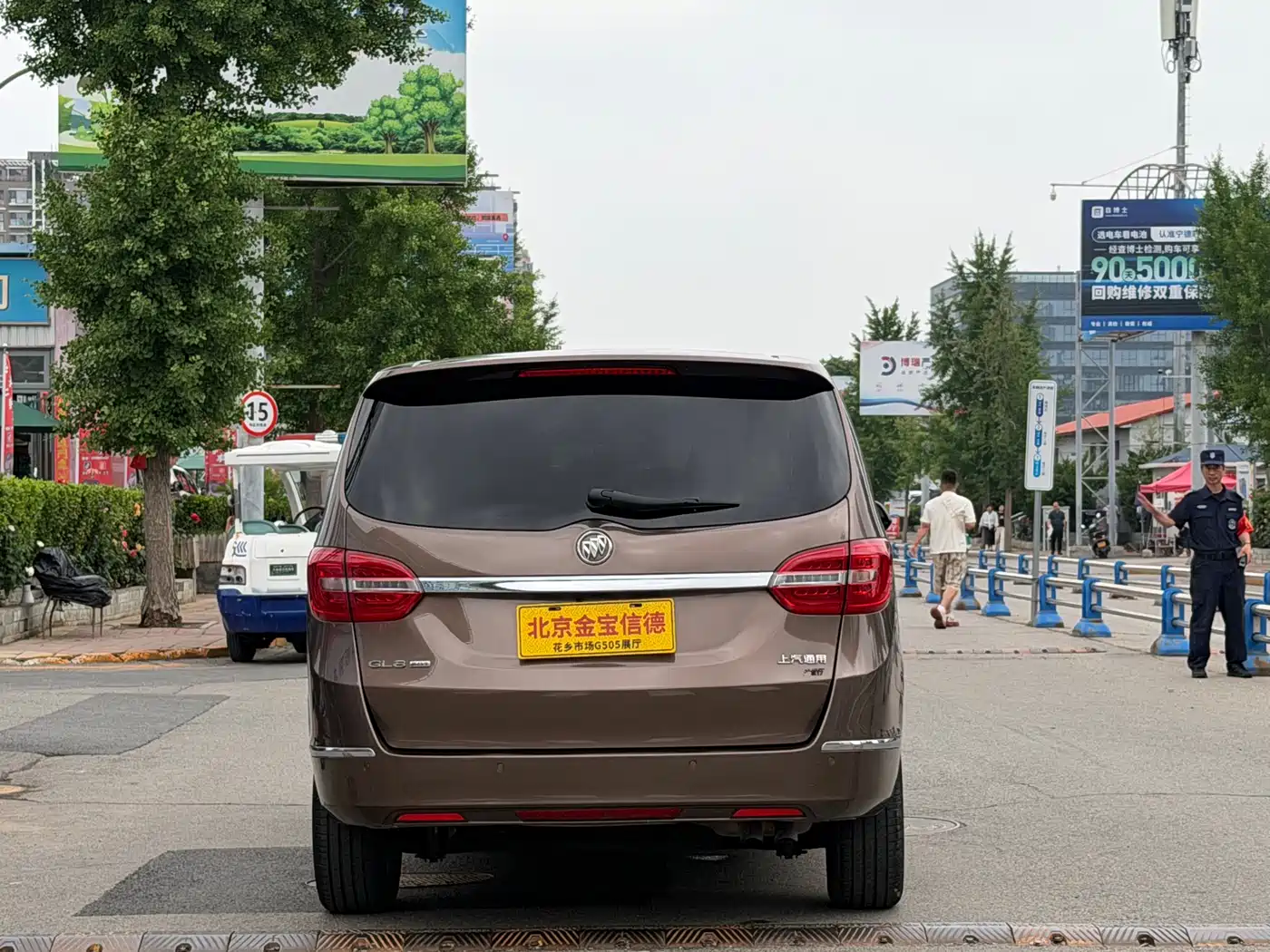 Buick GL8 2018 28T Comfort China VI фото 5