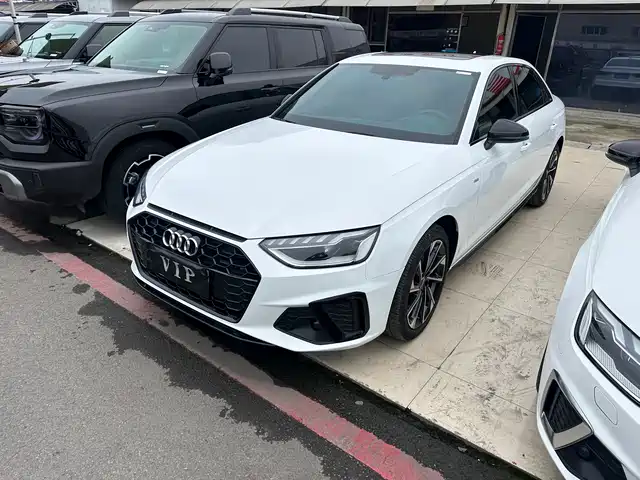 AUDI A4L