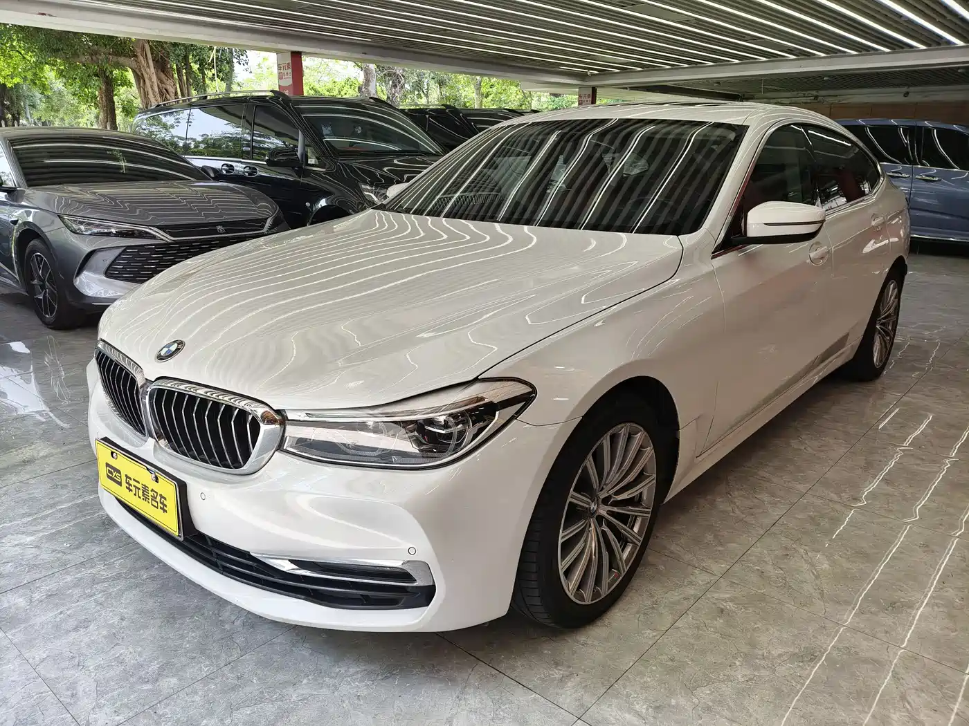 BMW 6 Series GT 2019 630i Luxury Design Package