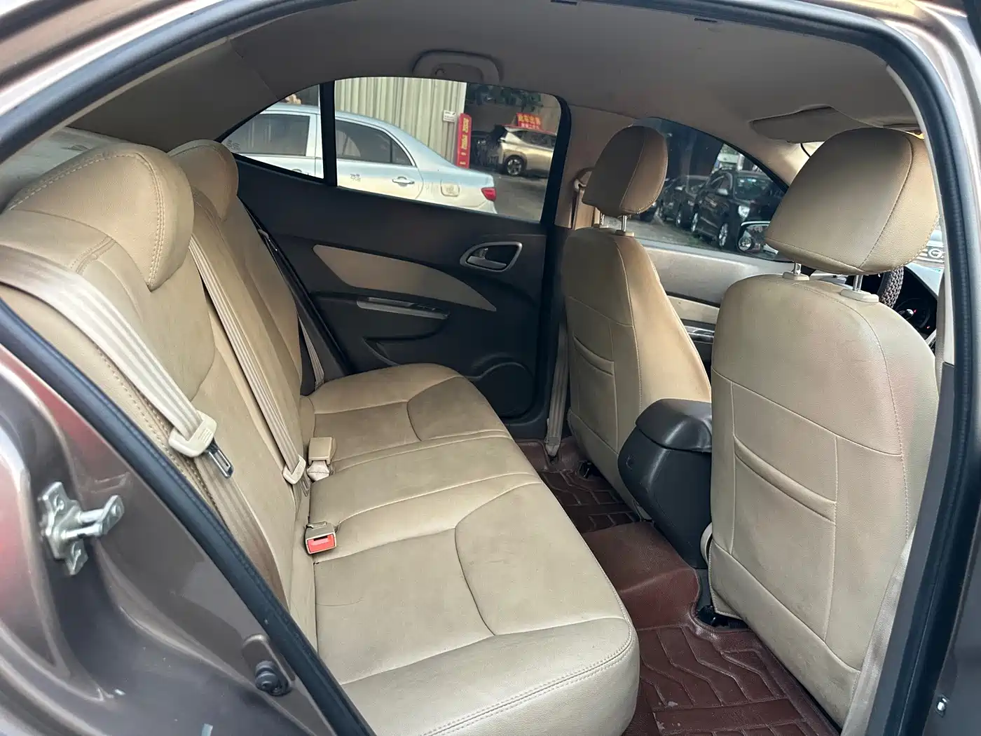 Baojun 630 2013 2013 1.5L Manual Standard