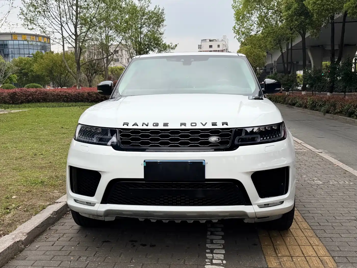 Land Rover Range Rover Sport 2017 3.0 SC V6 HSE DYNAMIC фото 2