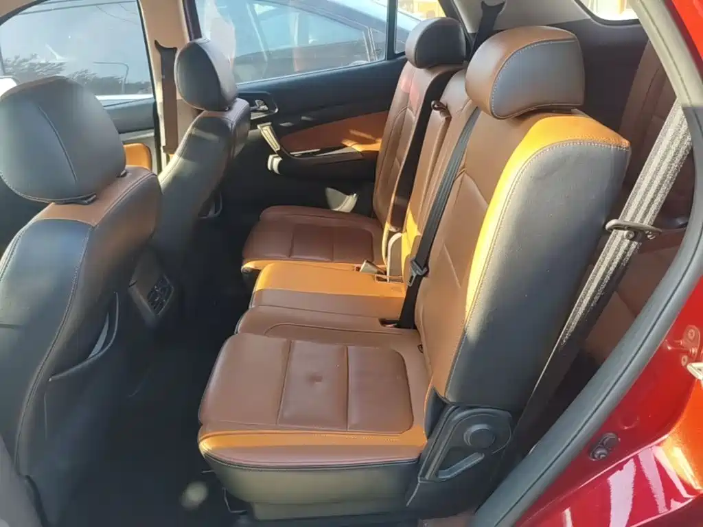 Changan Oshan Changan Oushang CX70 2016 2016 1.6L Manual Luxury