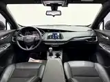 Photo 13 - Cadillac XT4