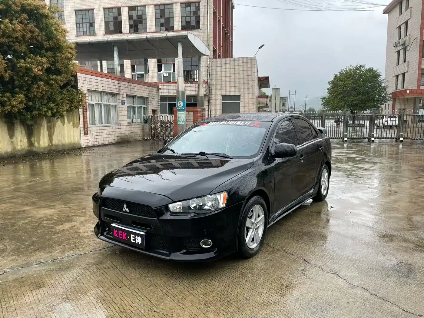 Mitsubishi Lancer EX 2010 Fashion Edition 1.8L Manual Comfort