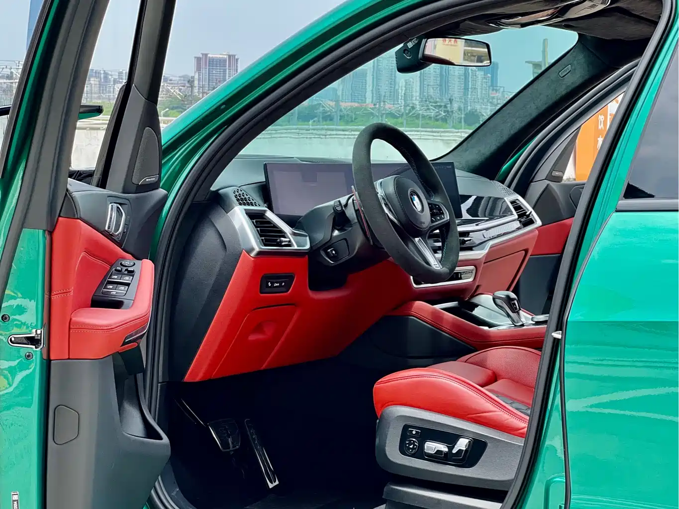 BMW X5 M 2023 Model X5 M Thunder Edition фото 4