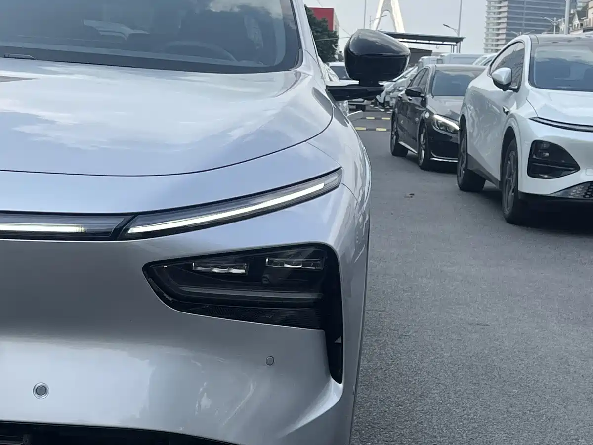 Фото 4 - XPeng G7