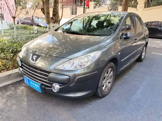  Peugeot Peugeot 307 2010 Model Sedan 1.6L Automatic Luxury Edition