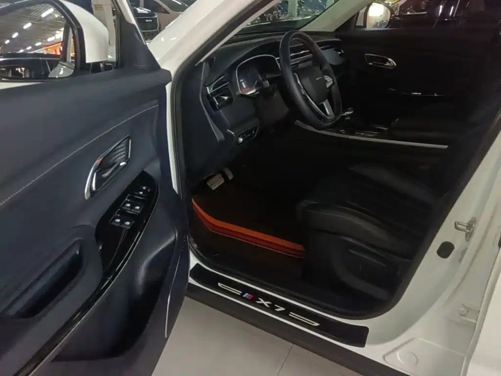 صورة 16 - Changan Oshan X7