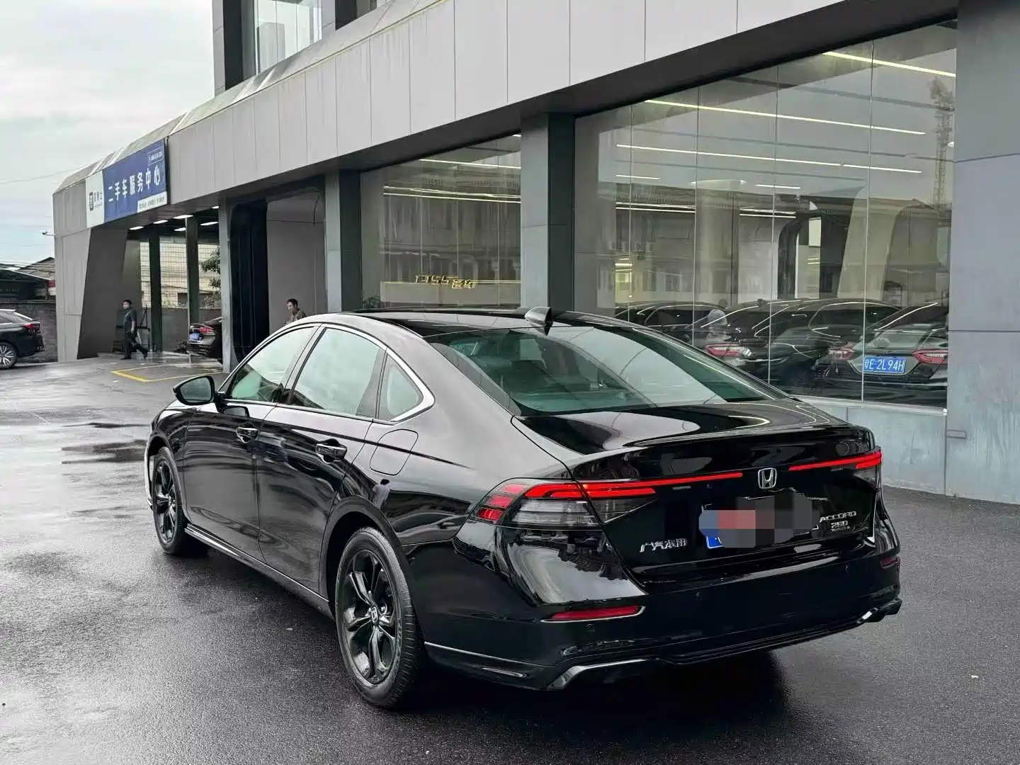 Фото 6 - Honda Accord