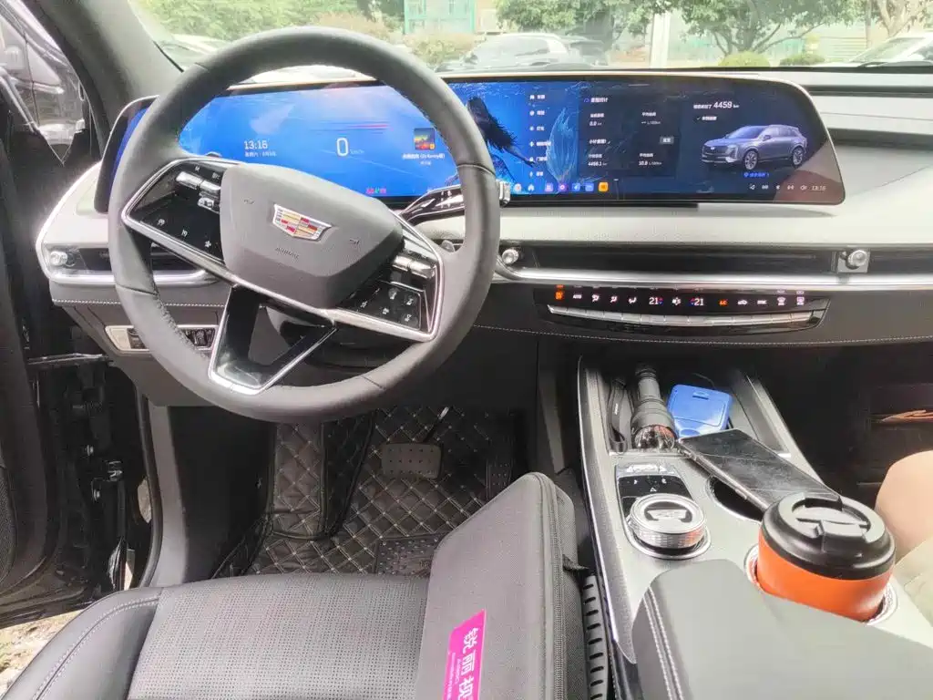 Cadillac XT5 2026 2026 2.0T Metropolitan Edition