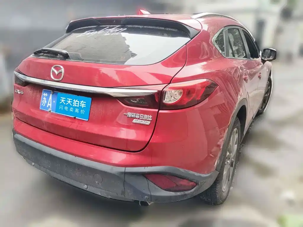 Photo 2 - Mazda CX-4