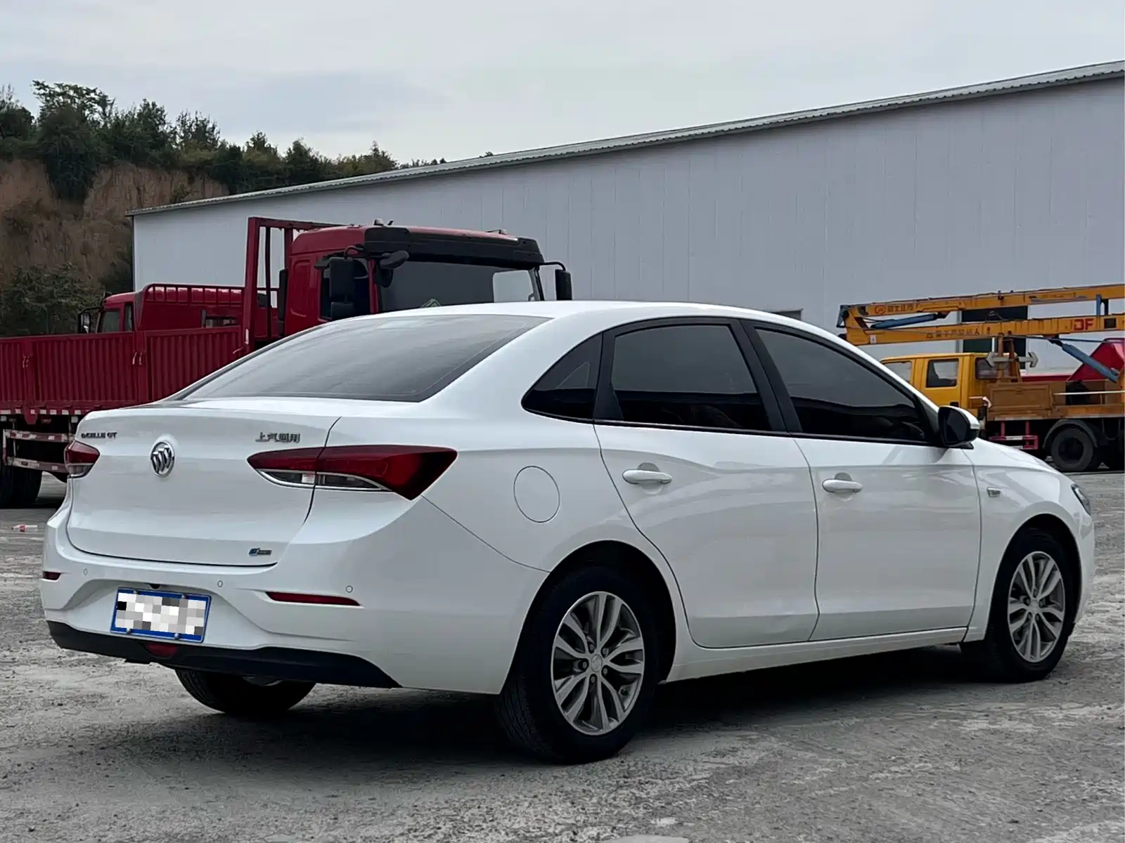 Фото 4 - Buick Excelle
